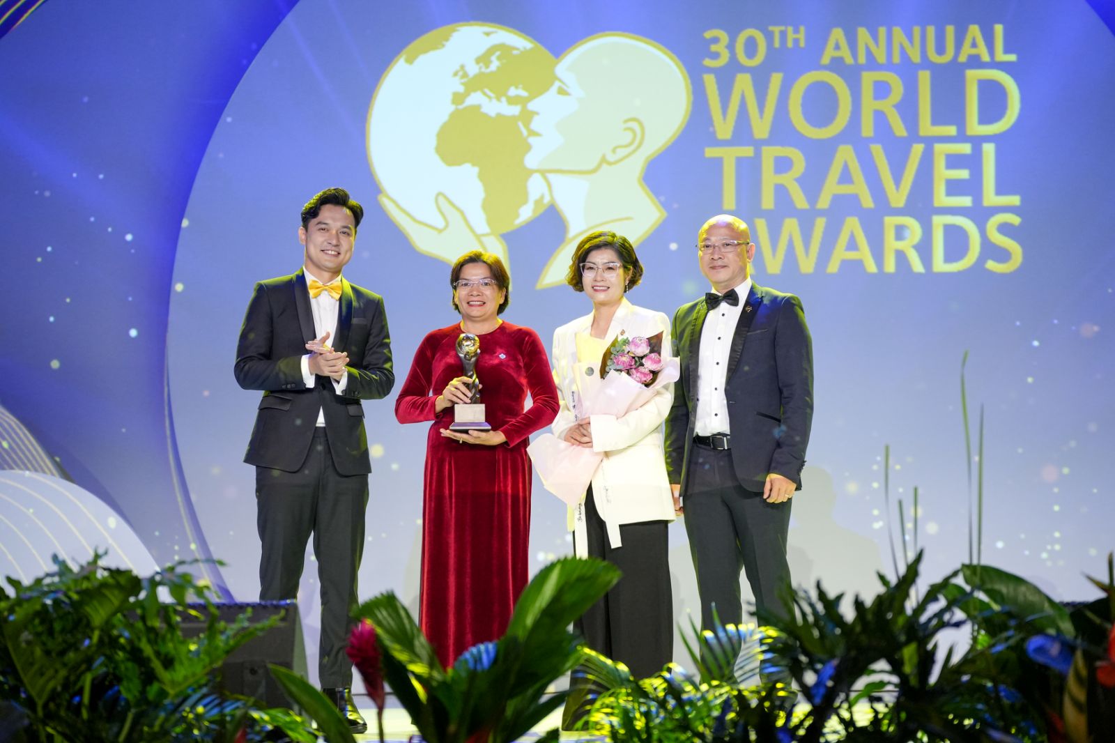 Sun Group được World Travel Awards vinh danh Tập đoàn Du lịch hàng đầu châu Á